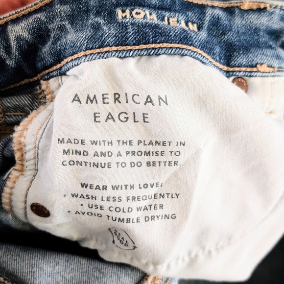 Distressed Blue Women's Jeans - Picture 4 of 6